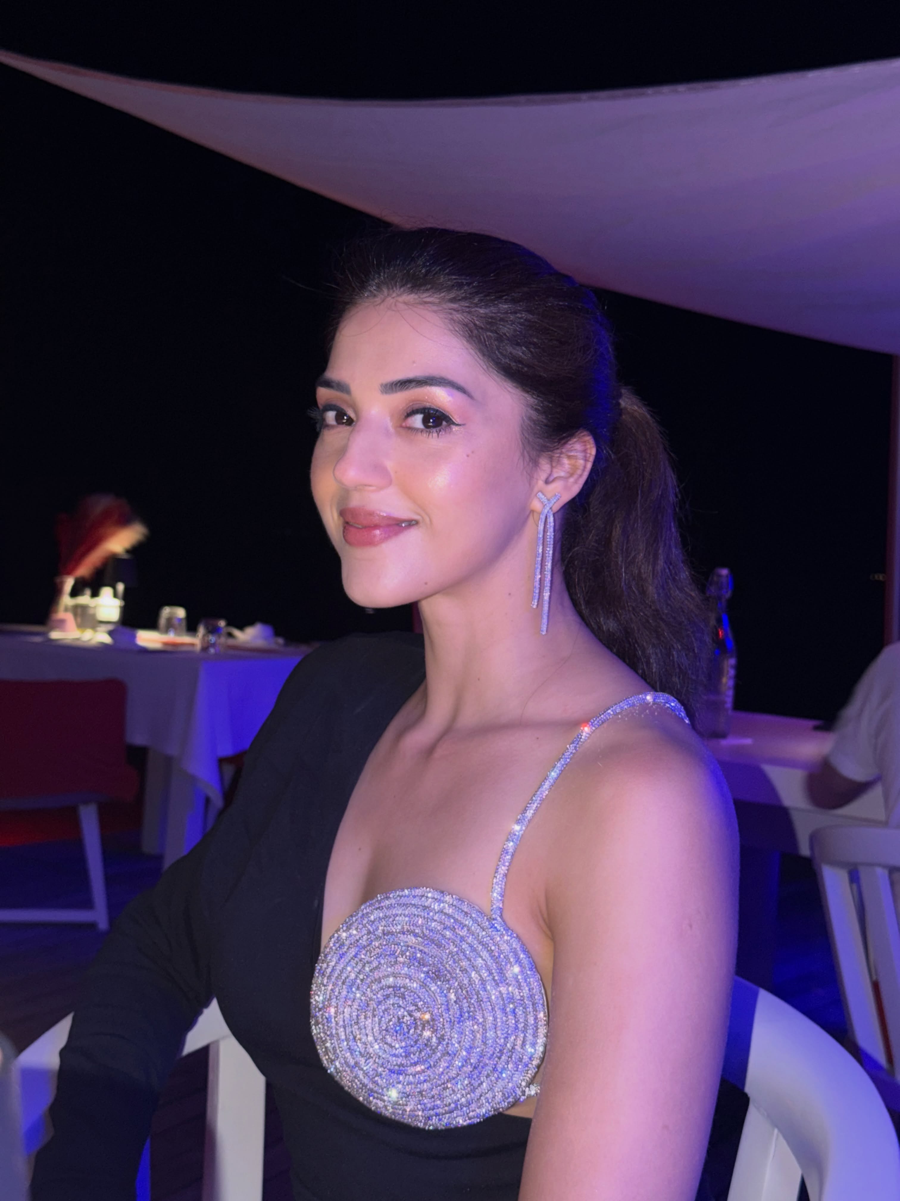 మాల్దీవుల్లో మెహ్రీన్ పిర్జాదా గ్లామరస్ ట్రీట్.. వైరల్ అవుతున్న ఫొటోలు! - ఫోటో 11